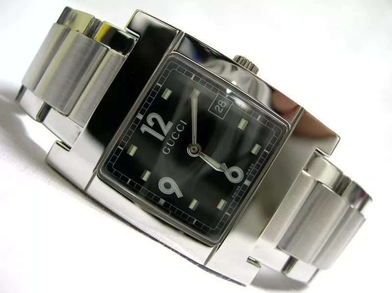 Часы Gucci 7705M-17735-BLK-STEEL-BRACELET